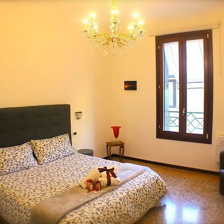 Casa Giuliana Apartment Венеция Екстериор снимка